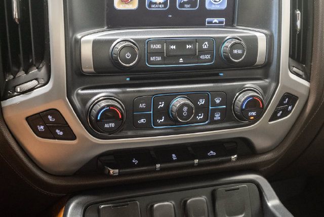 Used 2017 GMC Sierra 2500 SLT AWD/4WD image 18
