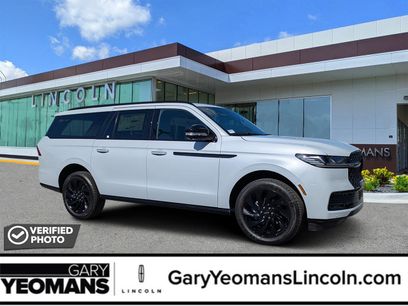 New 2026 Lincoln Navigator L Reserve w/ Jet Appearance Package