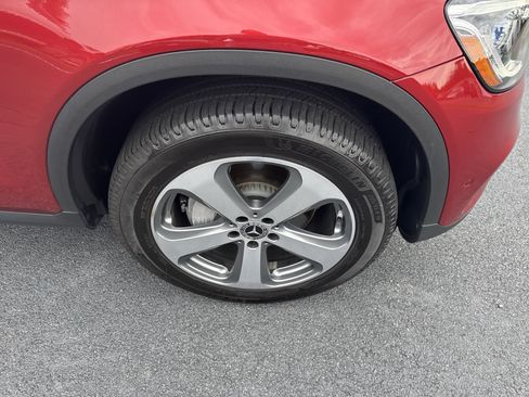 Used 2022 Mercedes-Benz GLC 300 image 13