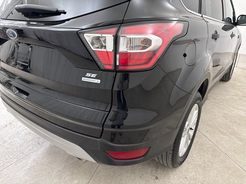 Used 2018 Ford Escape SE w/ SE Sync 3 Package FWD image 22