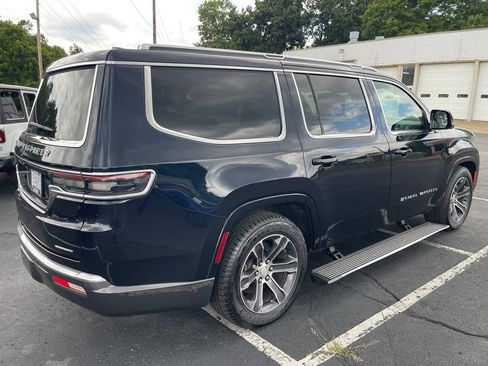 Used 2022 Jeep Grand Wagoneer Series I AWD/4WD image 3