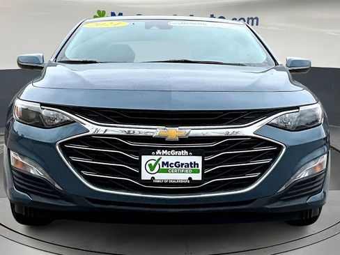 Used 2024 Chevrolet Malibu LT image 2