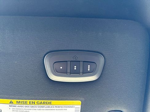 Used 2023 RAM 2500 Limited image 28