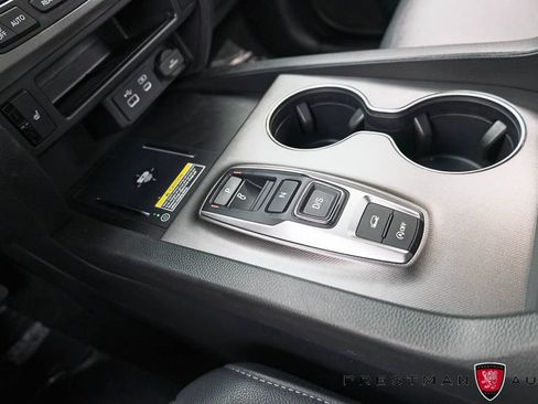 Used 2025 Honda Passport EX-L image 32