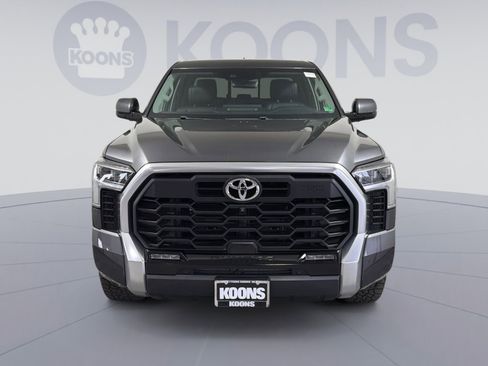 Used 2022 Toyota Tundra Limited w/ TRD Off-Road Package image 11