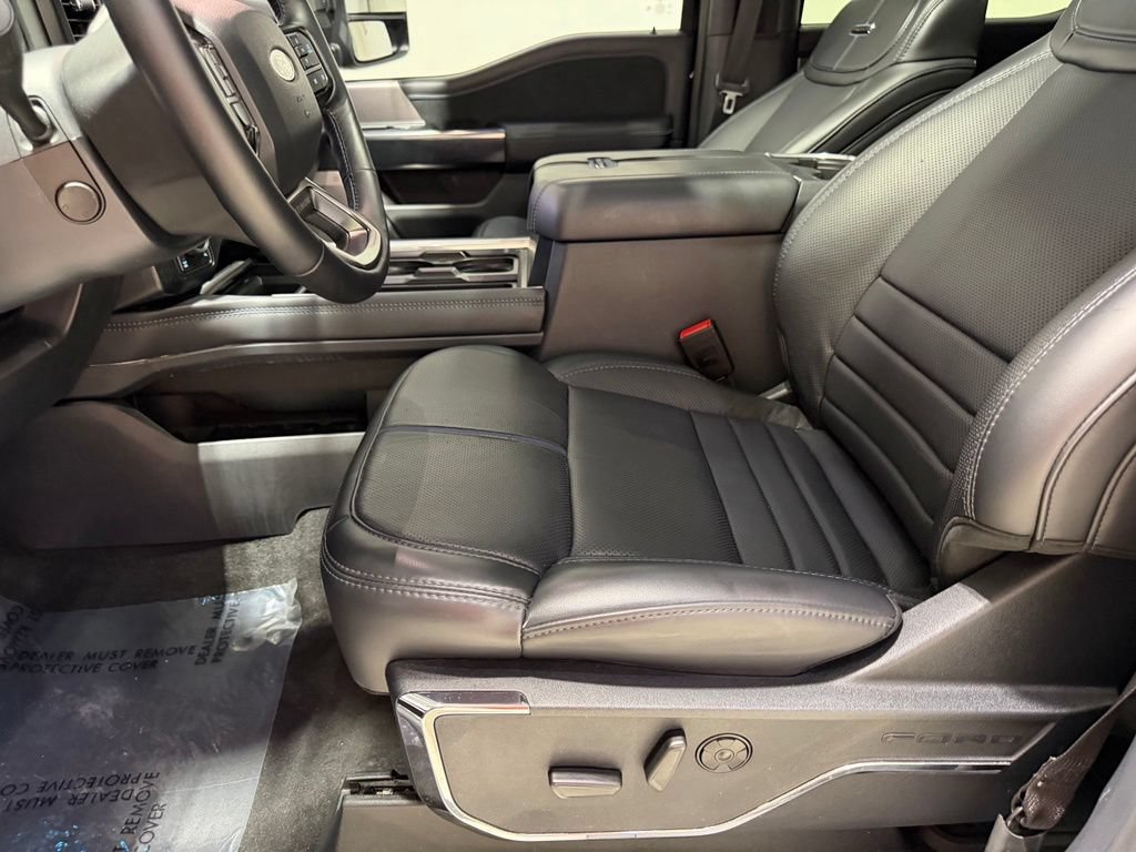 Used 2026 Ford F250 Platinum AWD/4WD image 32