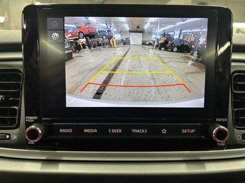 Used 2022 Kia Rio LX image 18