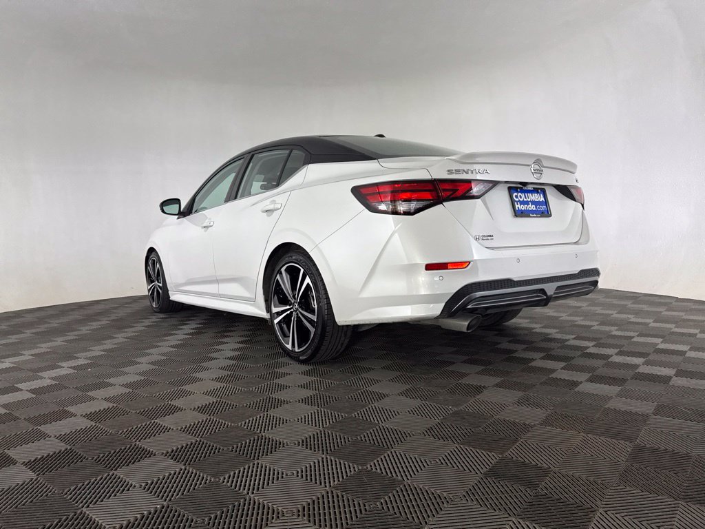 Used 2021 Nissan Sentra SR FWD image 12