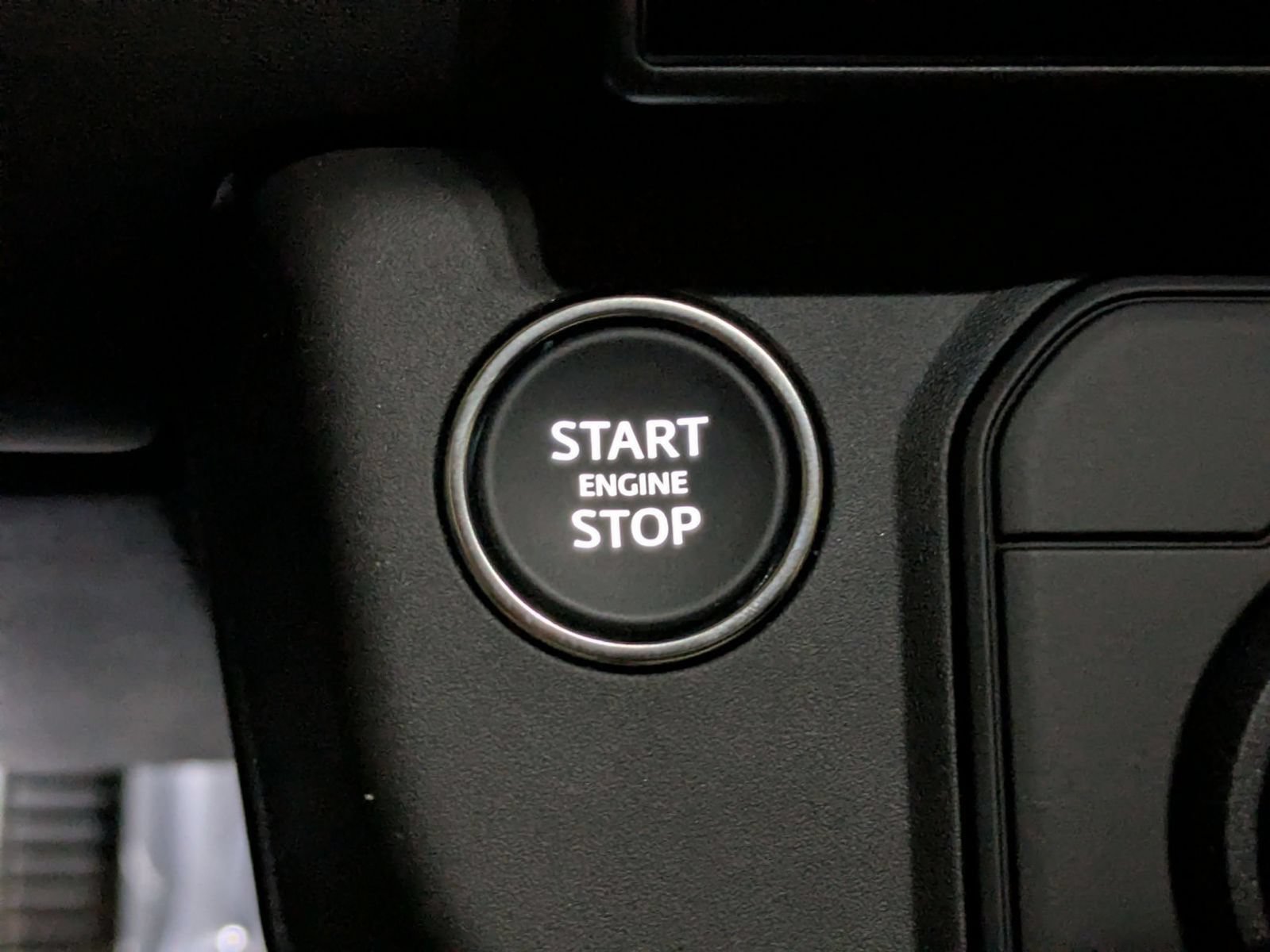 New 2026 Land Rover Defender 110 X AWD/4WD image 23