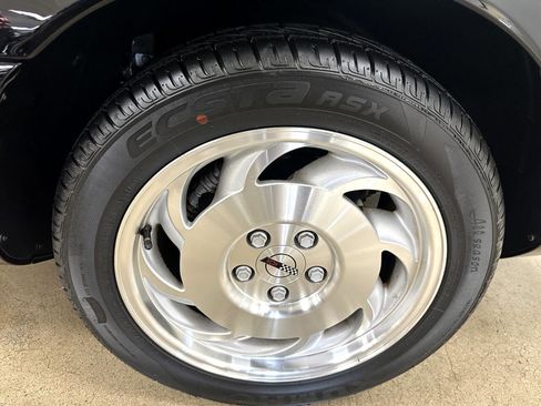 Used 1996 Chevrolet Corvette Coupe image 58