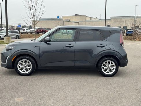 Used 2024 Kia Soul LX w/ Option Group 015 image 2