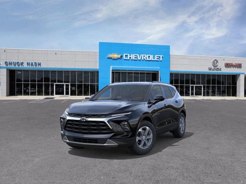 New 2026 Chevrolet Blazer LT w/ Convenience Package FWD image 8