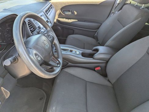 Used 2020 Honda HR-V LX image 23