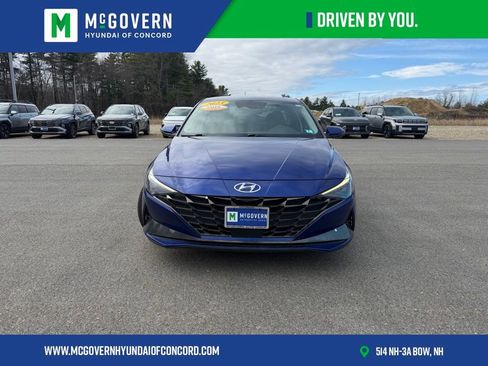 Used 2023 Hyundai Elantra Limited w/ Cargo Package image 23