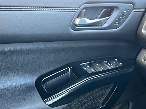 New 2026 Nissan Pathfinder Platinum FWD image 26