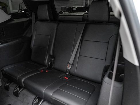 Used 2019 Chevrolet Traverse RS w/ LPO, Floor Liner Package FWD image 46