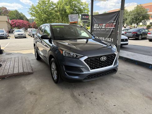 Used 2021 Hyundai Tucson SE FWD image 3