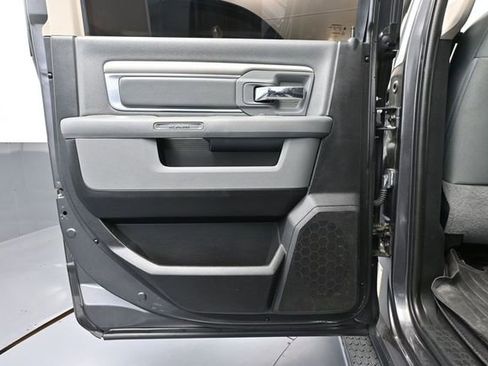 Used 2018 RAM 1500 Big Horn AWD/4WD image 35