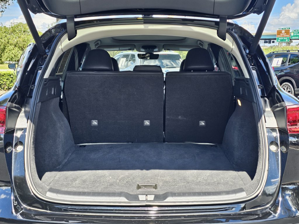 Used 2023 INFINITI QX50 Luxe FWD image 9