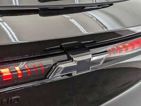 New 2026 Chevrolet Equinox EV RS image 11