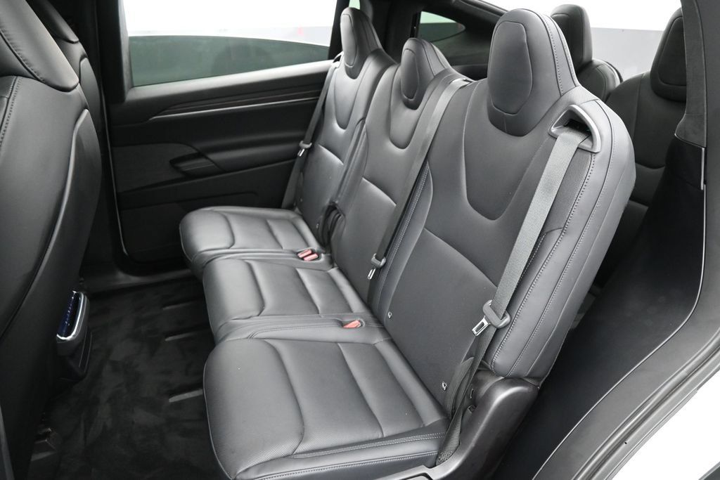 Used 2023 Tesla Model X AWD/4WD image 28