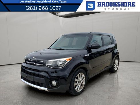 Used 2018 Kia Soul + FWD image 1