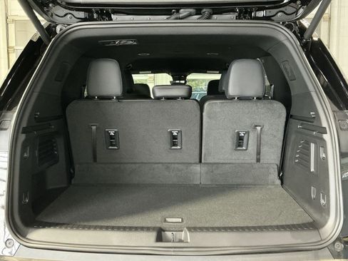 New 2026 Chevrolet Traverse LT w/ Driver Confidence Package FWD image 26
