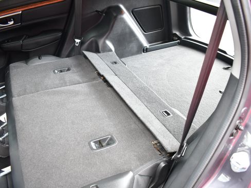 Used 2022 Honda CR-V Touring image 11