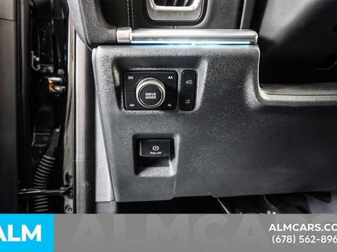 Used 2025 Ford Expedition Platinum AWD/4WD image 36
