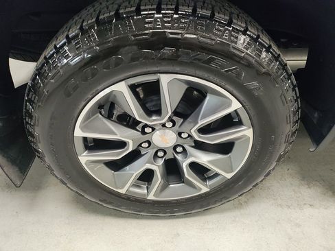 Used 2025 Chevrolet Silverado 1500 LT w/ LPO, Liner Protection Package image 3