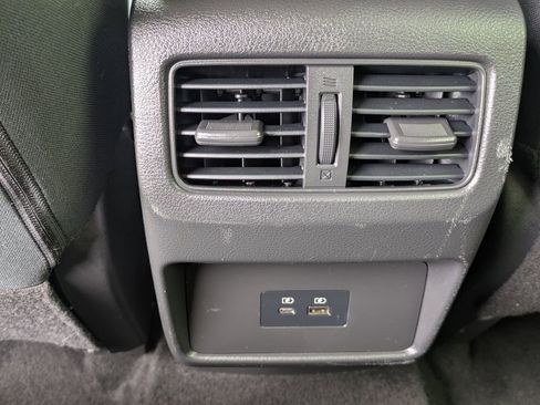 Used 2023 Nissan Rogue SV FWD image 14