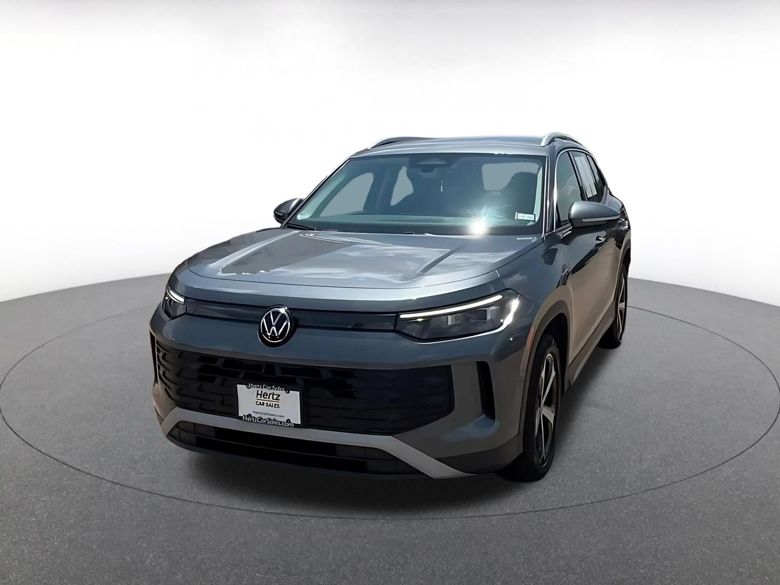 Used 2026 Volkswagen Tiguan SE AWD/4WD image 6