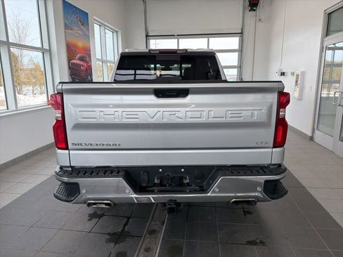 Used 2020 Chevrolet Silverado 1500 LTZ w/ LTZ Premium Package AWD/4WD image 4