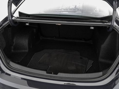 Used 2025 Chevrolet Malibu RS FWD image 37