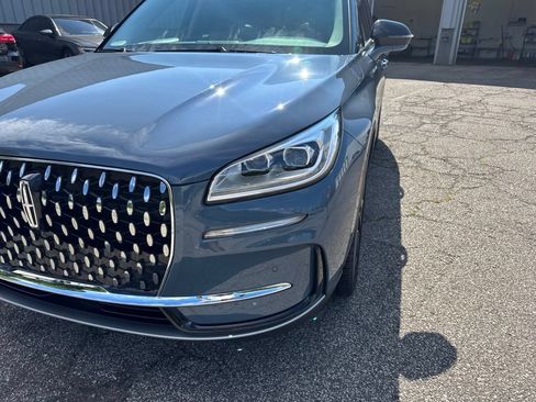 Used 2023 Lincoln Corsair Reserve AWD/4WD image 9