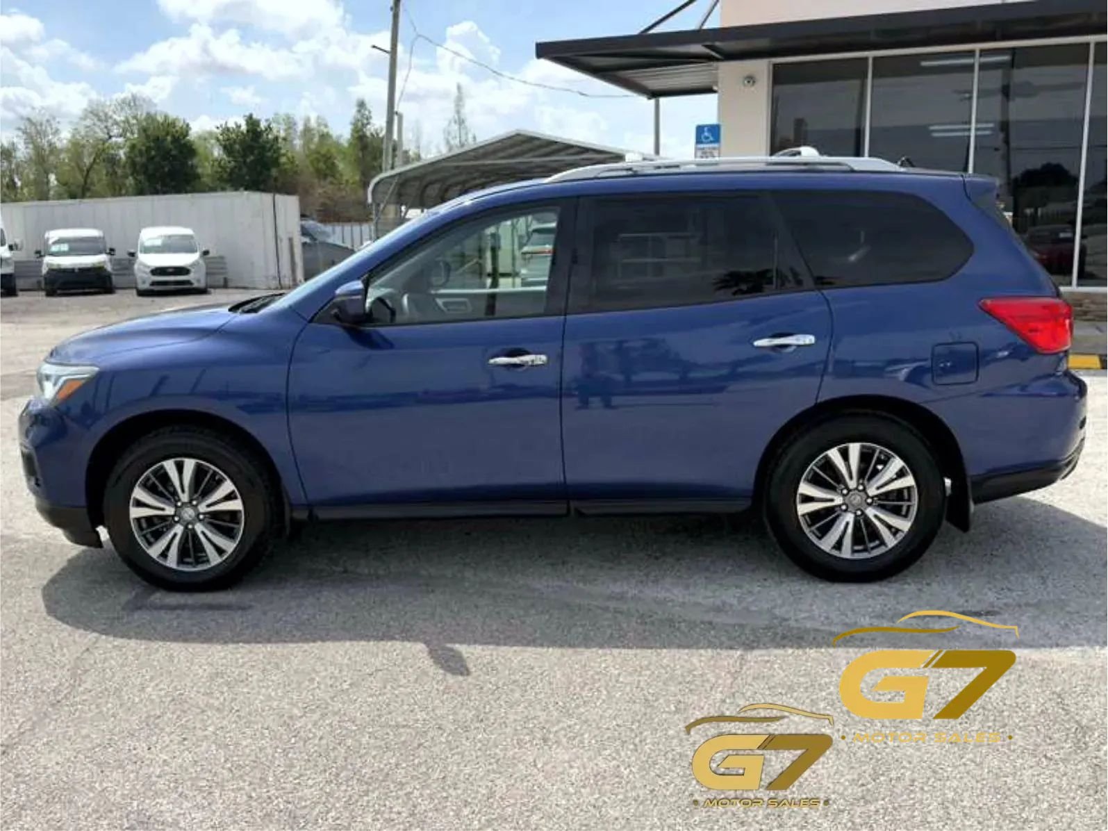 Used 2018 Nissan Pathfinder S FWD image 5
