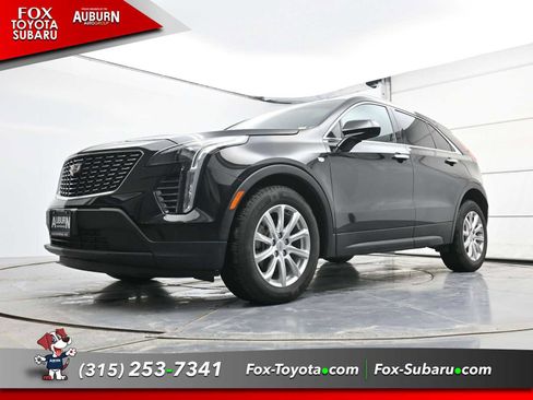 Used 2023 Cadillac XT4 Luxury w/ Cold Weather Package image 21