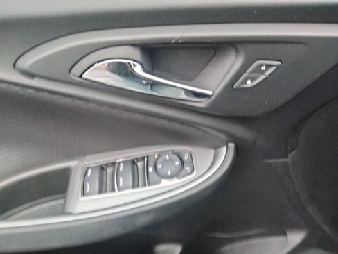 Used 2024 Chevrolet Malibu LT image 16