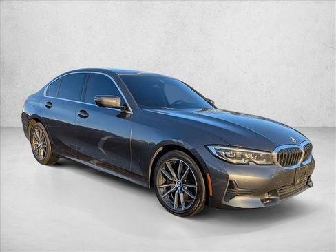 Used 2019 BMW 330i xDrive Sedan w/ Convenience Package image 3