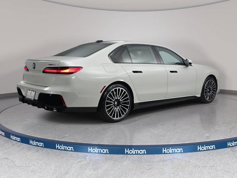 New 2026 BMW i7 xDrive60 w/ Executive Package AWD/4WD image 5