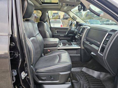 Used 2015 RAM 1500 Laramie Limited image 12