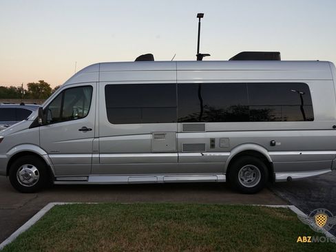 Used 2015 Mercedes-Benz Sprinter 3500 image 6