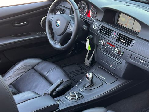 Used 2013 BMW M3 Convertible RWD image 17
