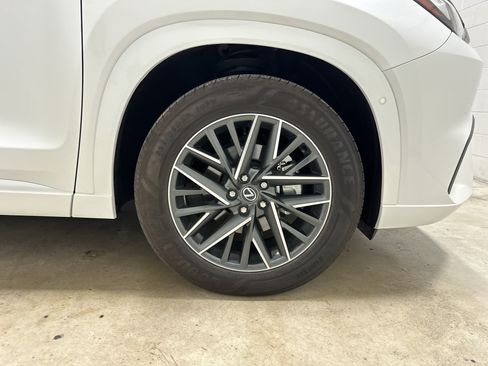 Used 2025 Lexus TX 350 AWD image 14