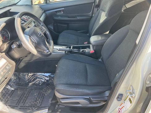 Used 2014 Subaru Crosstrek 2.0i Premium AWD/4WD image 18