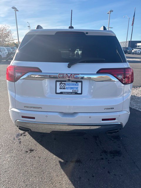 Used 2017 GMC Acadia Denali AWD/4WD image 4