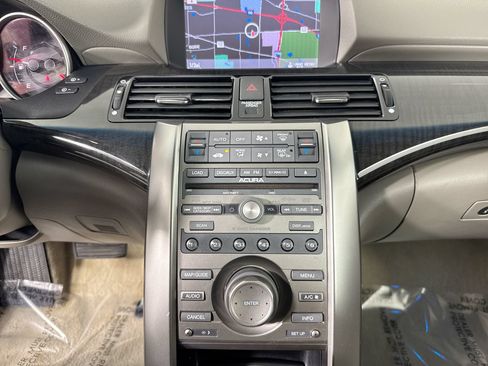 Used 2010 Acura RL AWD/4WD image 14