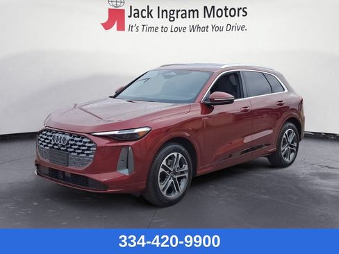 Used 2025 Audi Q5 Prestige AWD/4WD image 1