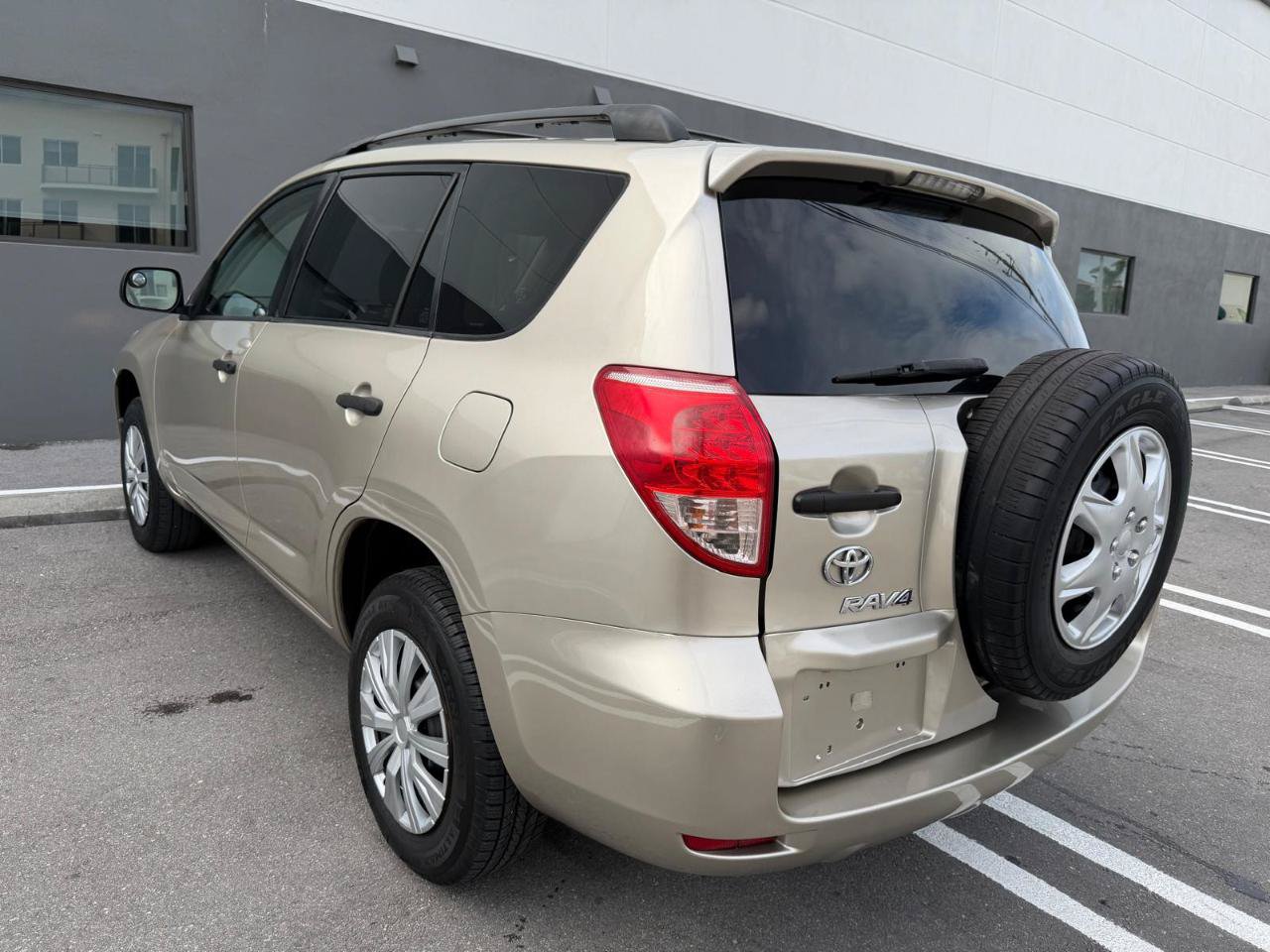 Used 2008 Toyota RAV4 2WD image 4
