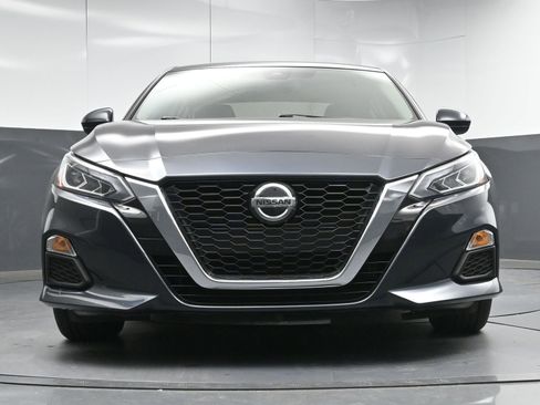 Used 2022 Nissan Altima 2.5 SV image 22